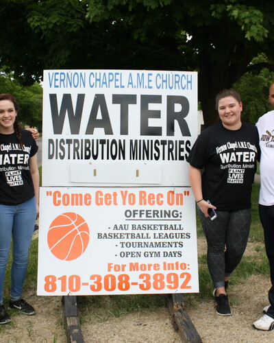 Laurel Withee and Michaela Wells worked closely with Vernon Chapel African Methodist Episcopal Church to distribute water throughout Flint, Michigan.