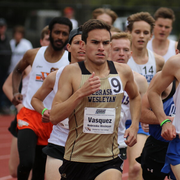 Andy Vasquez ('20) leading the pack in a cross country race.