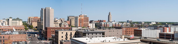 Aerial view of Lincoln showing hotels and the Capitol Building.