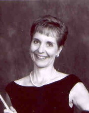 Headshot of Elizabeth Bobenhouse, M.M.